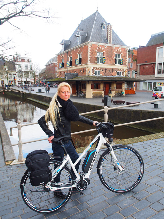 Waarom fietsen héél gezond en veilig is, helemaal in Friesland Fries
